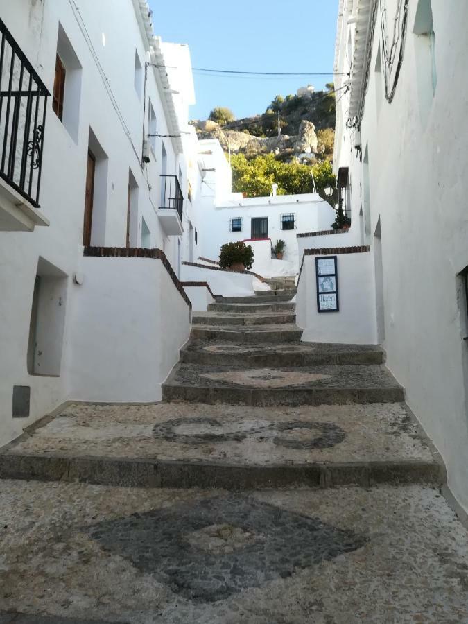 Casita Ana En El Centro De Frigiliana Apartment Luaran gambar