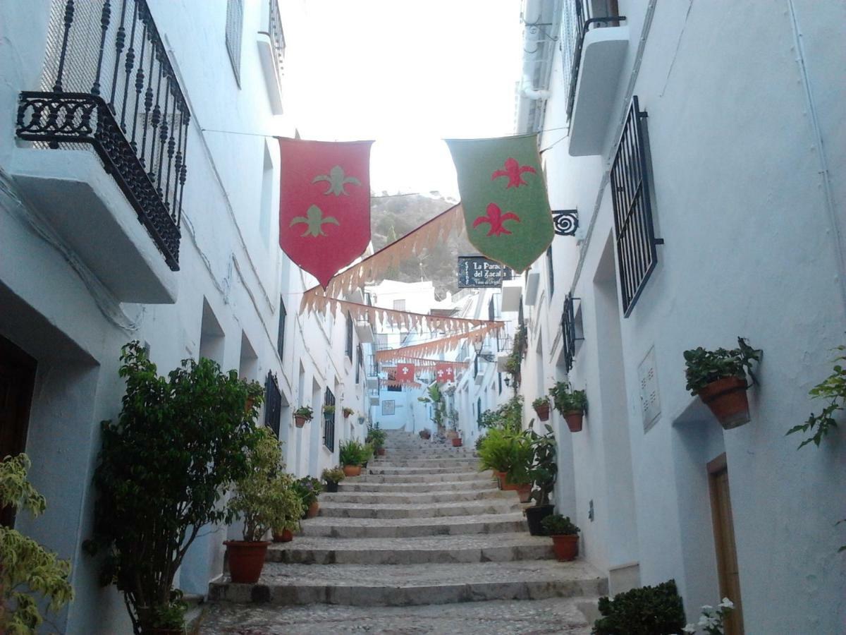 Casita Ana En El Centro De Frigiliana Apartment Luaran gambar
