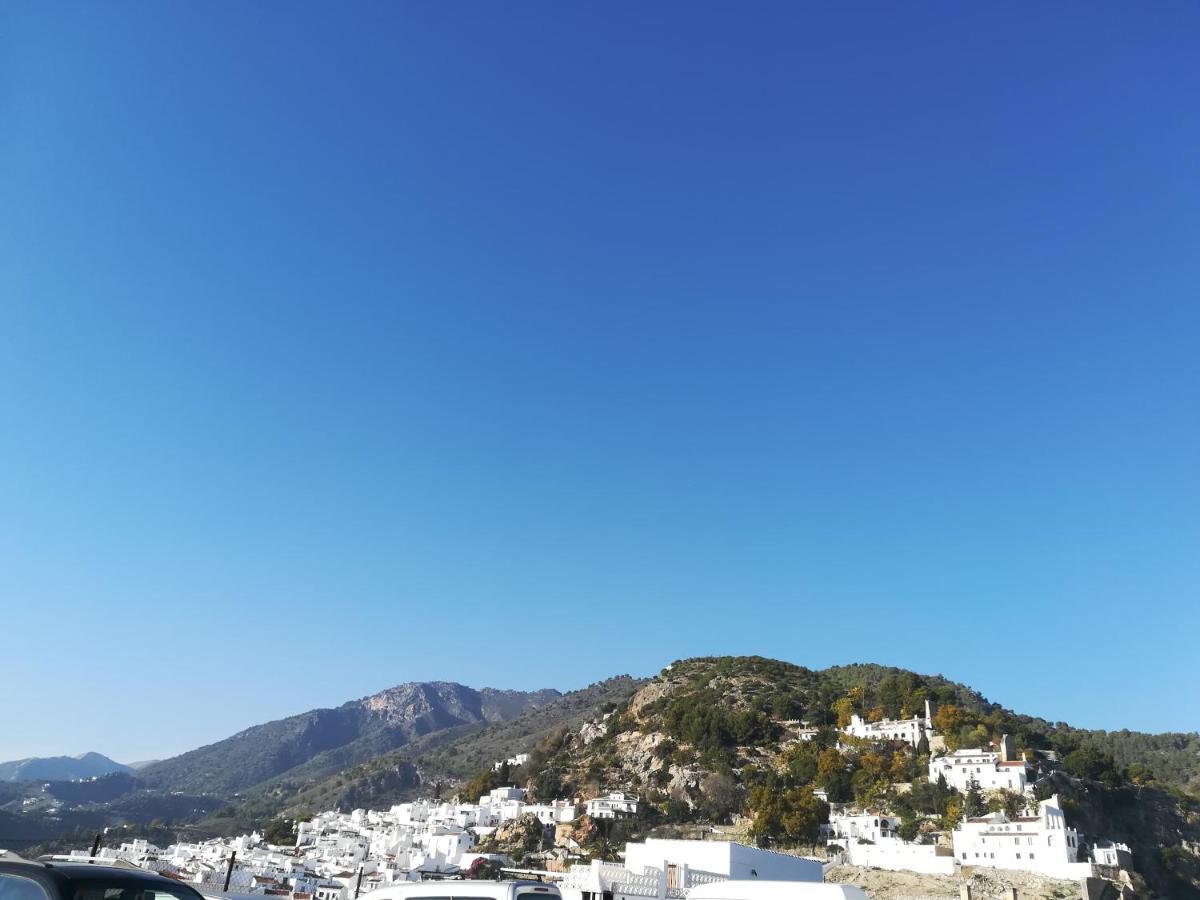 Casita Ana En El Centro De Frigiliana Apartment Bilik gambar